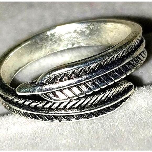 Unisex leaf wrap ring sz 8 - Picture 1 of 3
